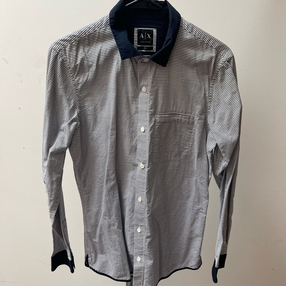 A|X ARMANI EXCHANGE 
Men's Slim Stripe Contrast Collar Blue and White Shirt M